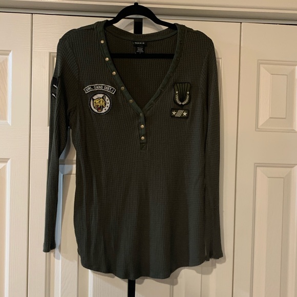 torrid Tops - Green long sleeved torrid top
